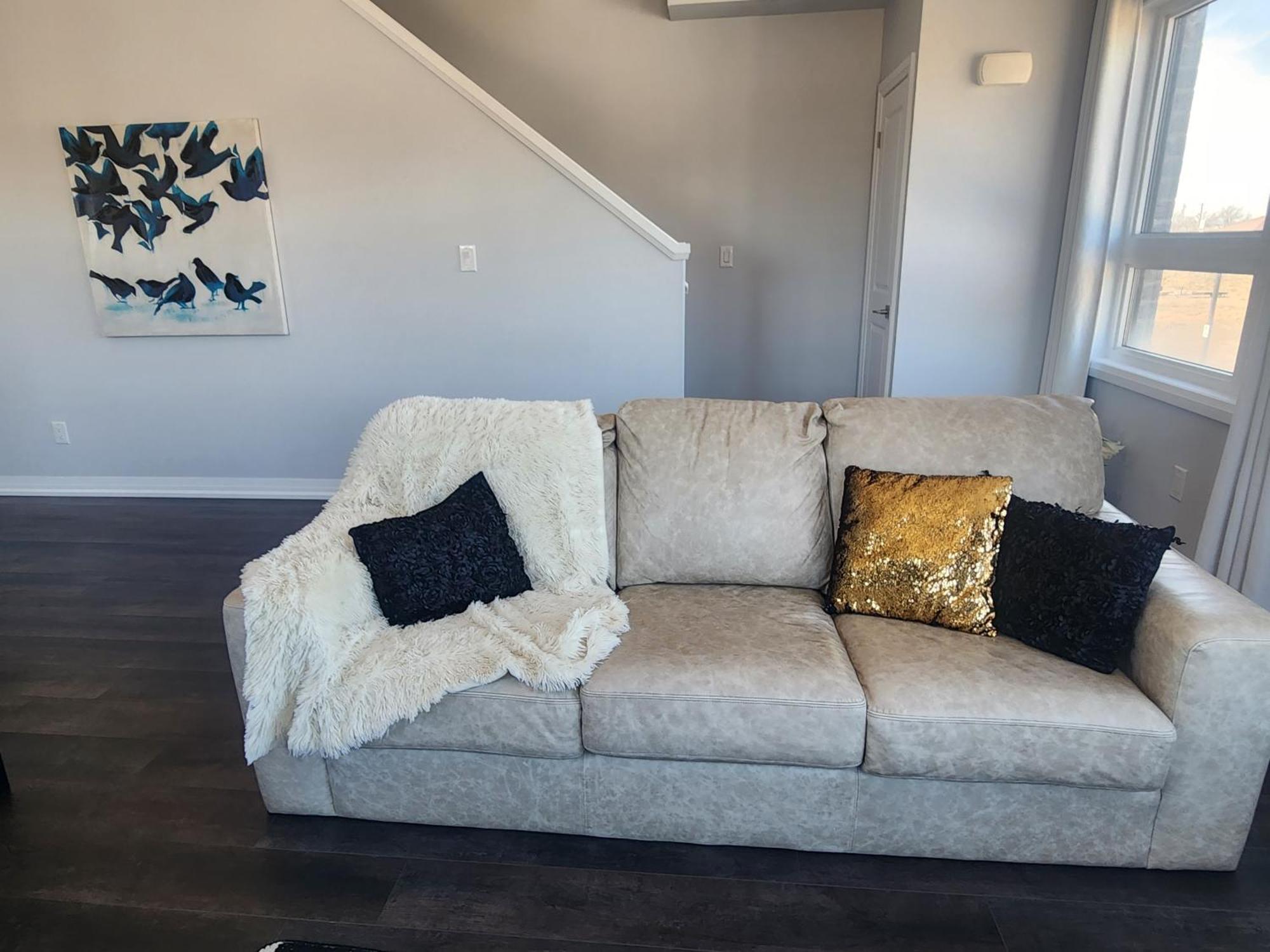 Apartment Cozy 3 Story Townhouse! *
