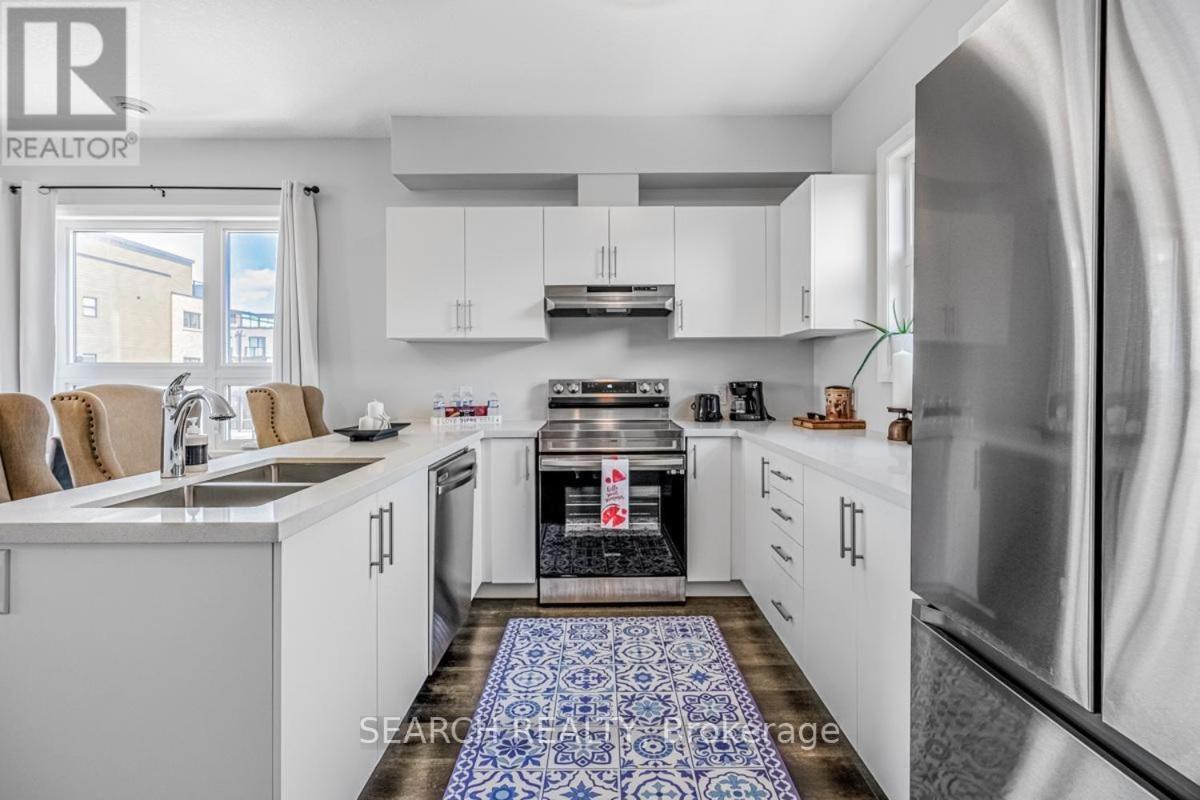 Cozy 3 Story Townhouse! Apartment Niagara Falls