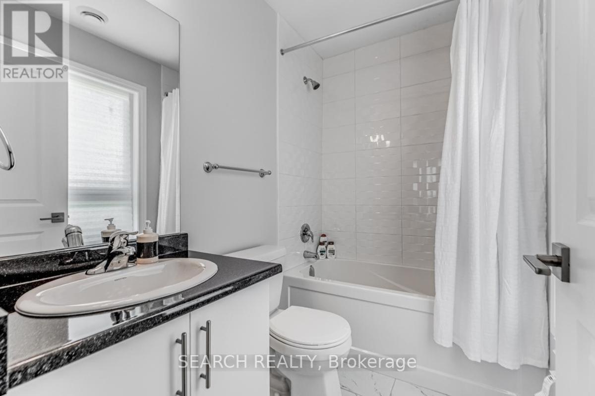Cozy 3 Story Townhouse! Apartment Niagara Falls